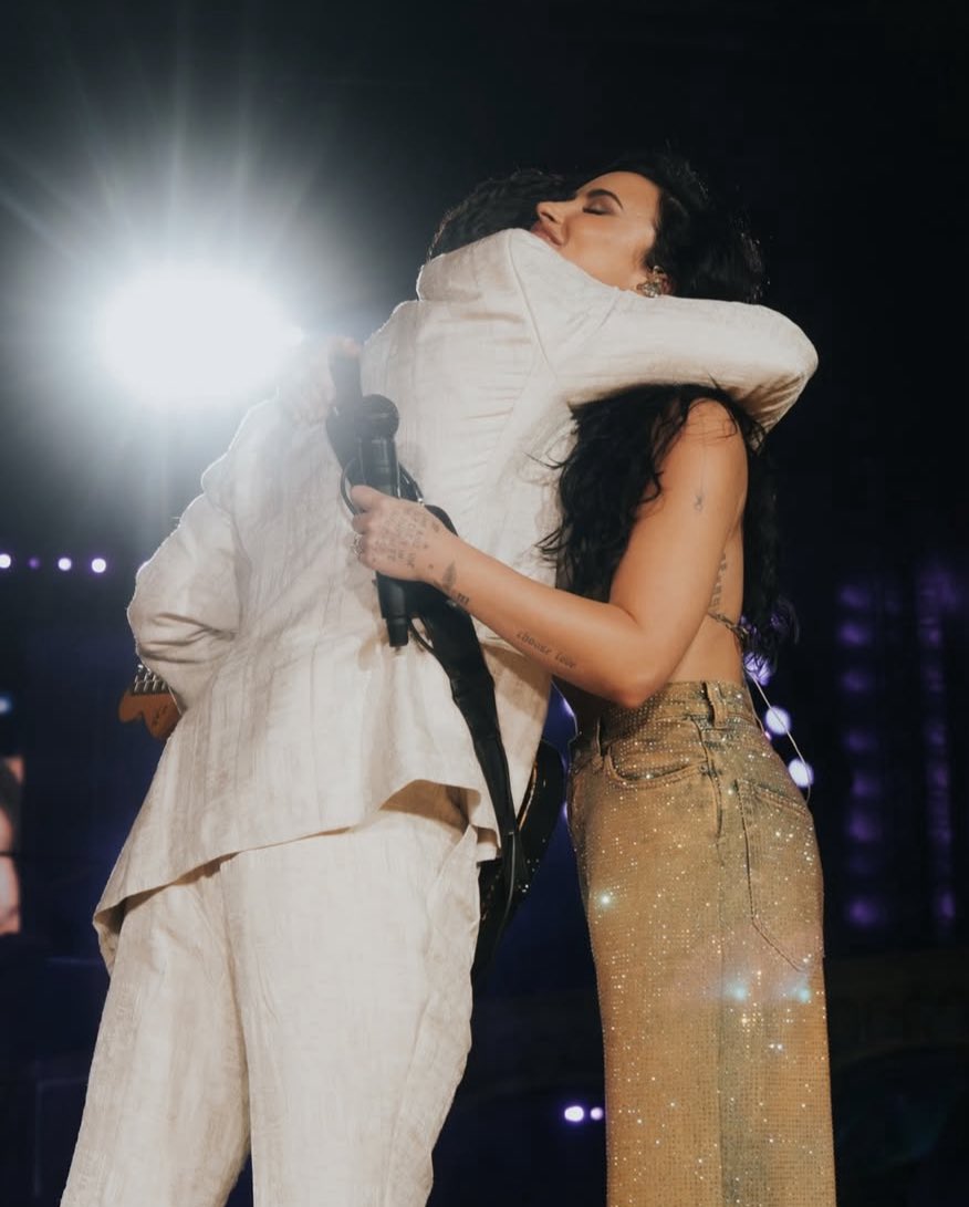 em ✨🪩 tweet media