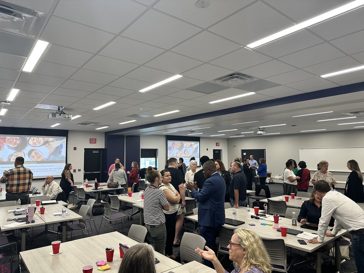 WayneTwpSuper's tweet image. This amazing group of @CtrEdEcon facilitators kicked off DSTW with #wearewayne stakeholders as we develop the Profile of a Wayne Learner for students in @WayneTwpSchools.  Makes @WayneTwpSuper very proud!!