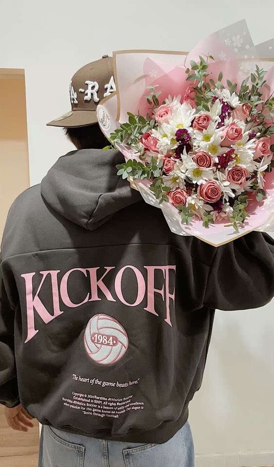 𝒜ury ִ ࣪ ❤︎ tweet media