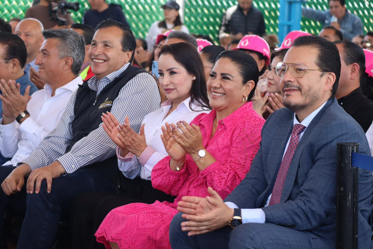 👏👏 El gobernador <a href="/juliomenchaca_/">Julio Menchaca</a> lleva a cabo iniciativas concretas que reflejan su compromiso con la salud, el desarrollo y el bienestar de Hidalgo. La inversión en plantas de tratamiento de aguas residuales es un acto de justicia social que beneficia a miles de familias.

En