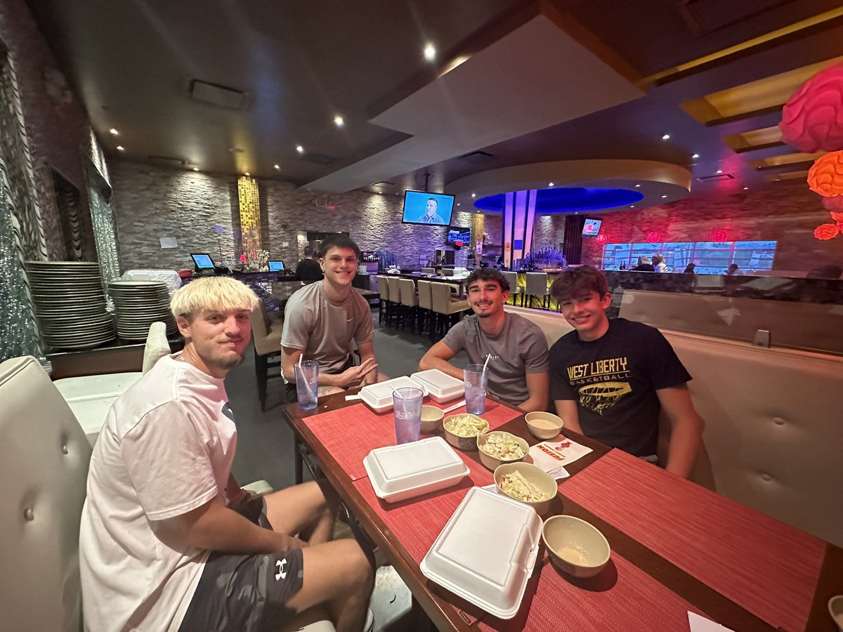 Great dinner with the fellas before they go off to college…. Gonna miss these 4 Champions big time this year! Winners!!!