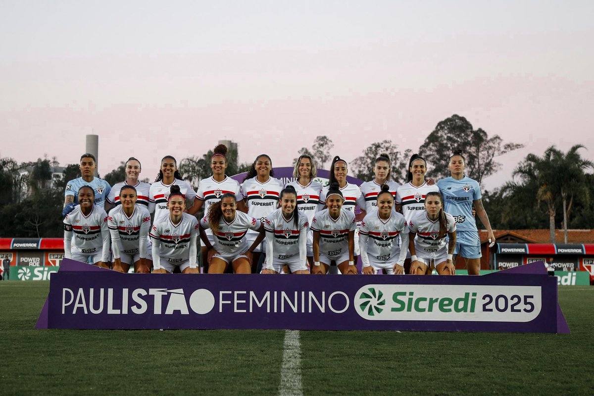 VAAAAMOS, SÃO PAULO! 🇾🇪

Agora, nos vemos no MorumBIS!

🔜 São Paulo x Ferroviária, neste sábado (16), às 16h, no MorumBIS, pelas quartas de final do Brasileirão Feminino. 

🎟️ Garanta seu ingresso > spfcticket.net

#FutebolFemininoTricolor
#VamosSãoPaulo 🇾🇪