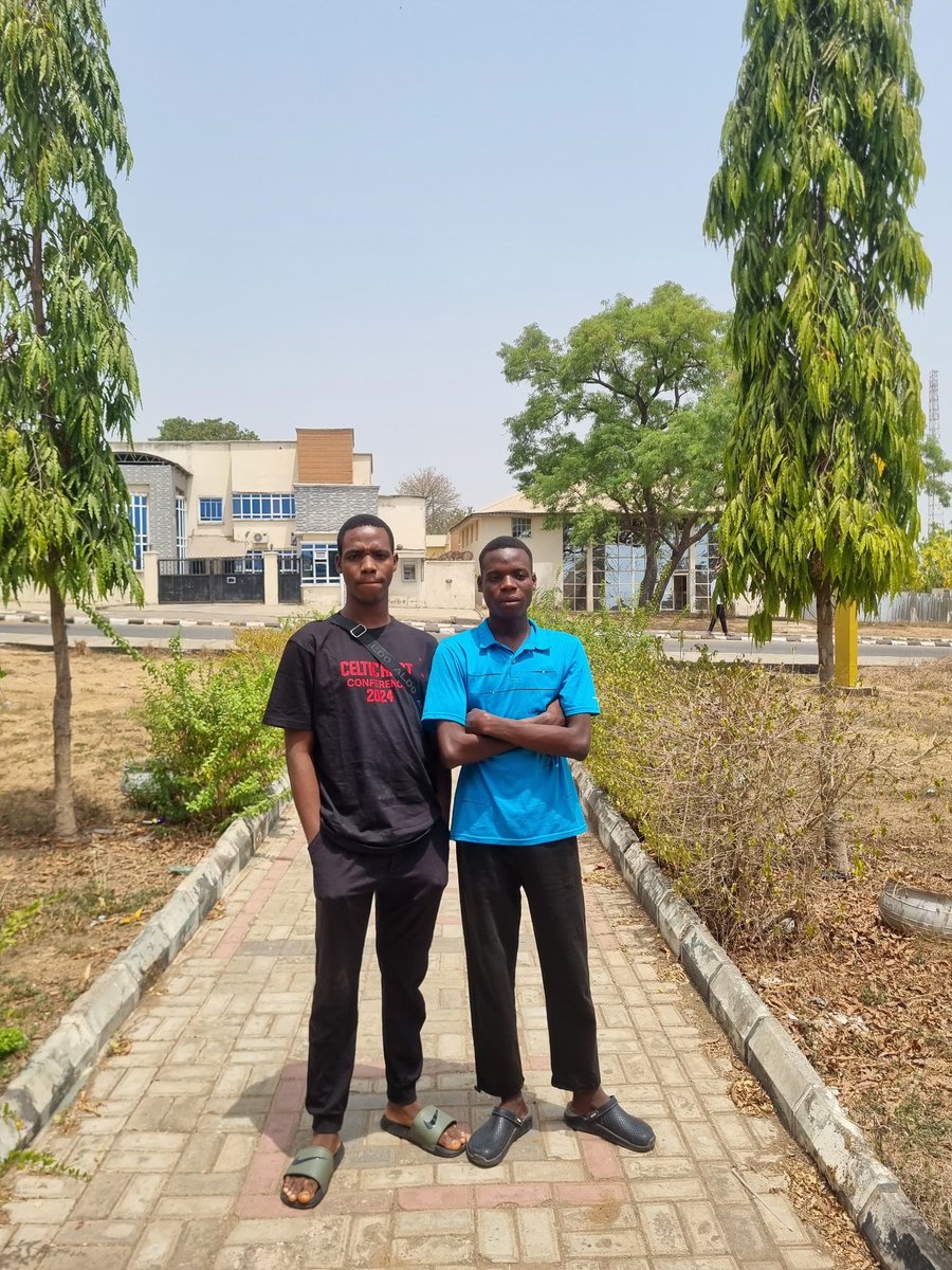 Financebrosam's tweet photo. Heaven Is here

Safe haven

Heaven has come. Here is where heaven resides. Heavenly energies. We engineer excellence with this life that we have.

What a privilege to Wield such power!

We bless this day... https://t.co/Q5rmUx4oCa
