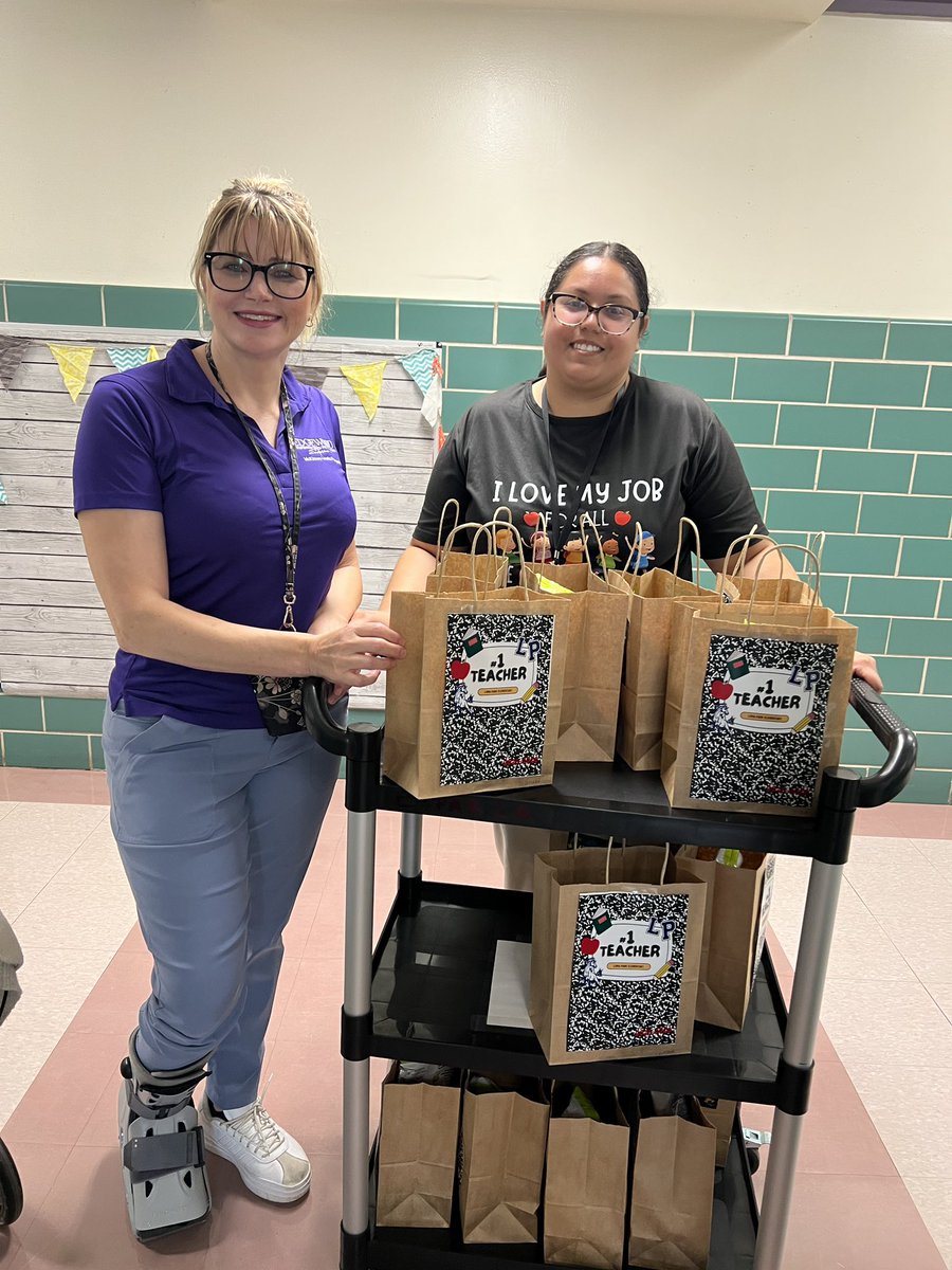 Jennifer Orrantia (@msorrantia) on Twitter photo A heartfelt thank you to our counseling team for the thoughtful bag of goodies. They were exactly what we needed! <a href="/Loma_counseling/">Loma Park Counseling Team</a> <a href="/LomaParkES/">Loma Park Elementary</a> <a href="/EISDofSA/">Edgewood ISD</a> A heartfelt thank you to our counseling team for the thoughtful bag of goodies. They were exactly what we needed! <a href="/Loma_counseling/">Loma Park Counseling Team</a> <a href="/LomaParkES/">Loma Park Elementary</a> <a href="/EISDofSA/">Edgewood ISD</a>