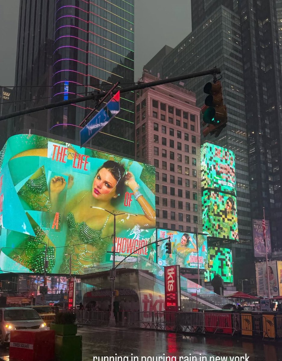 🚨|  new billboards of #TSTheLifeOfAShowgirl right now in NYC.
