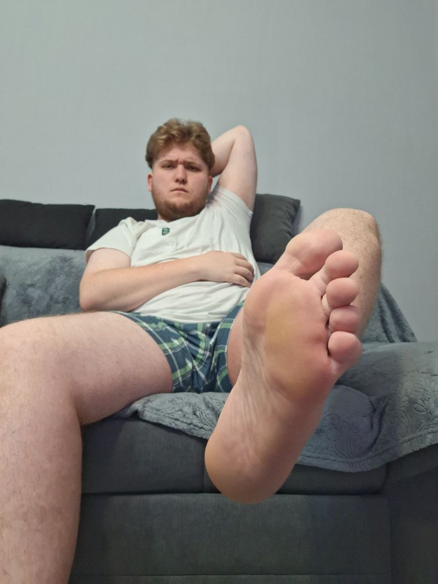 findommont's tweet photo. Every curve, every crease of my flawless size 48 soles, mine to flaunt and command you to serve. Tribute first. DM 'sent'...then kneel in patience. Only a worthy offering earns my reply!
https://t.co/mQndgFNHos
#Size48 #FlawlessSoles #Soles #Cashmaster #TributeMe #AlphaFeet https://t.co/wFZVYdF4uC