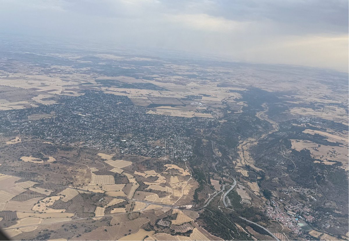 adj343's tweet image. 西班牙的8月是个很懒散的地方， PERFECT for late summer travel！