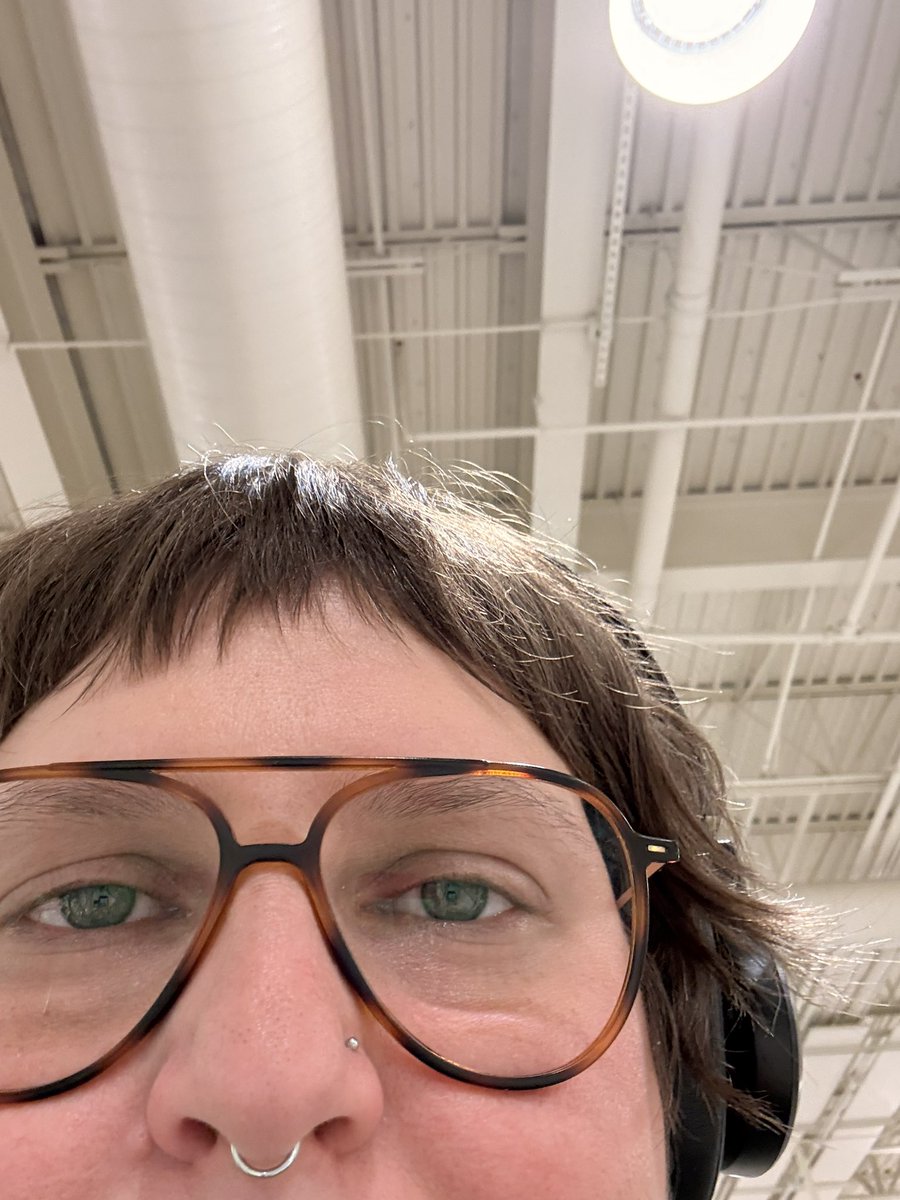 ktrnaa's tweet photo. unbothered moisturized happy in my lane focused flourishing (high as hell in the frozen food aisle listening to brace belden and liz franczak describe south sudanese coup attempts) https://t.co/ng9UIcqtva