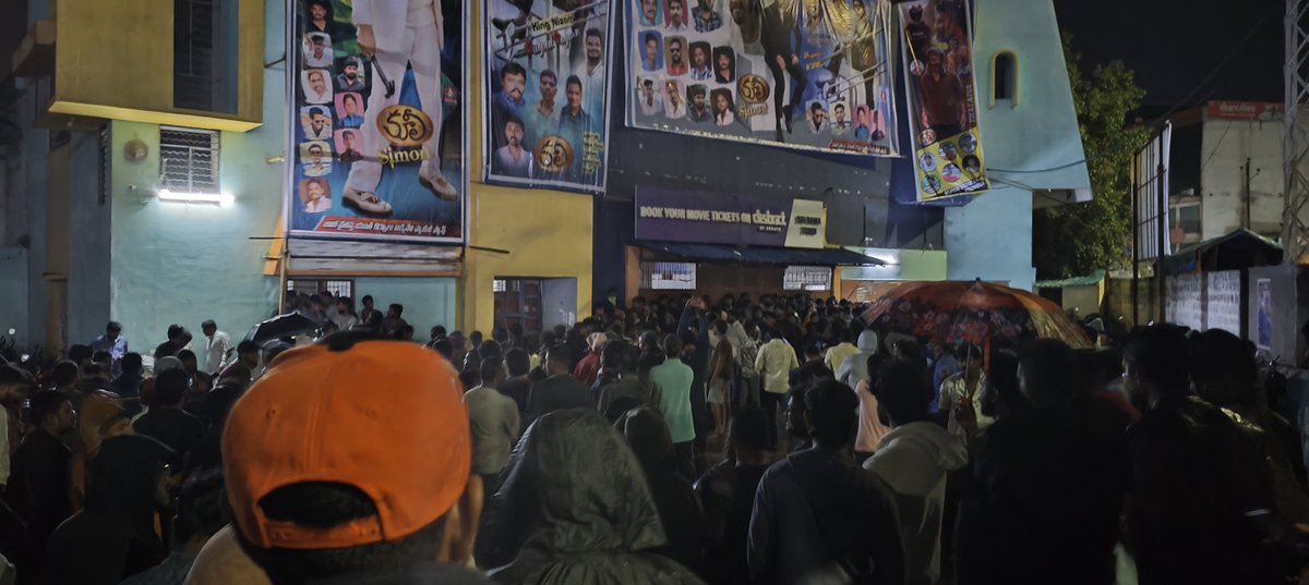 #CoolieThePowerHouse  kurnool sri Rama theatre