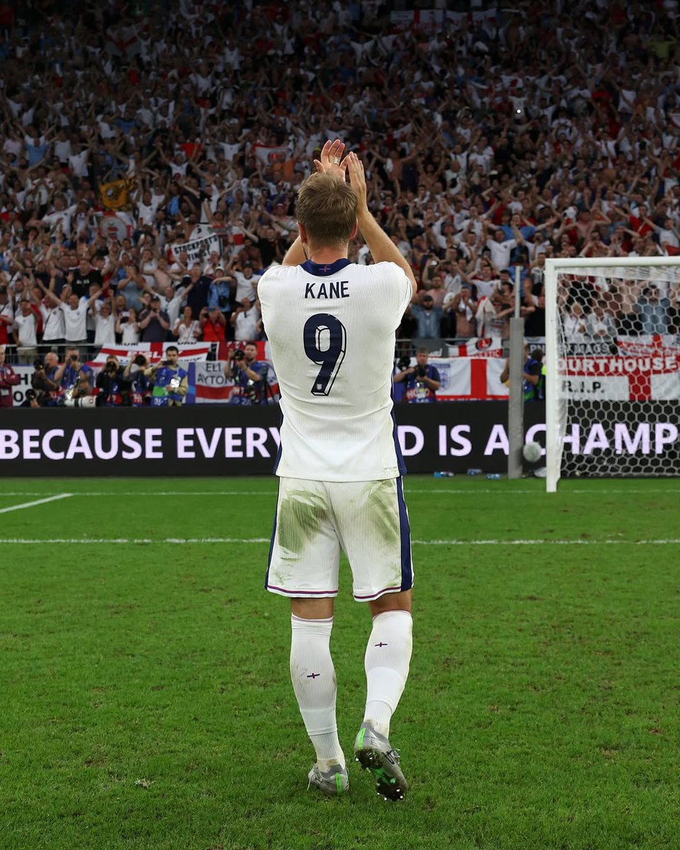 Football Memories tweet media