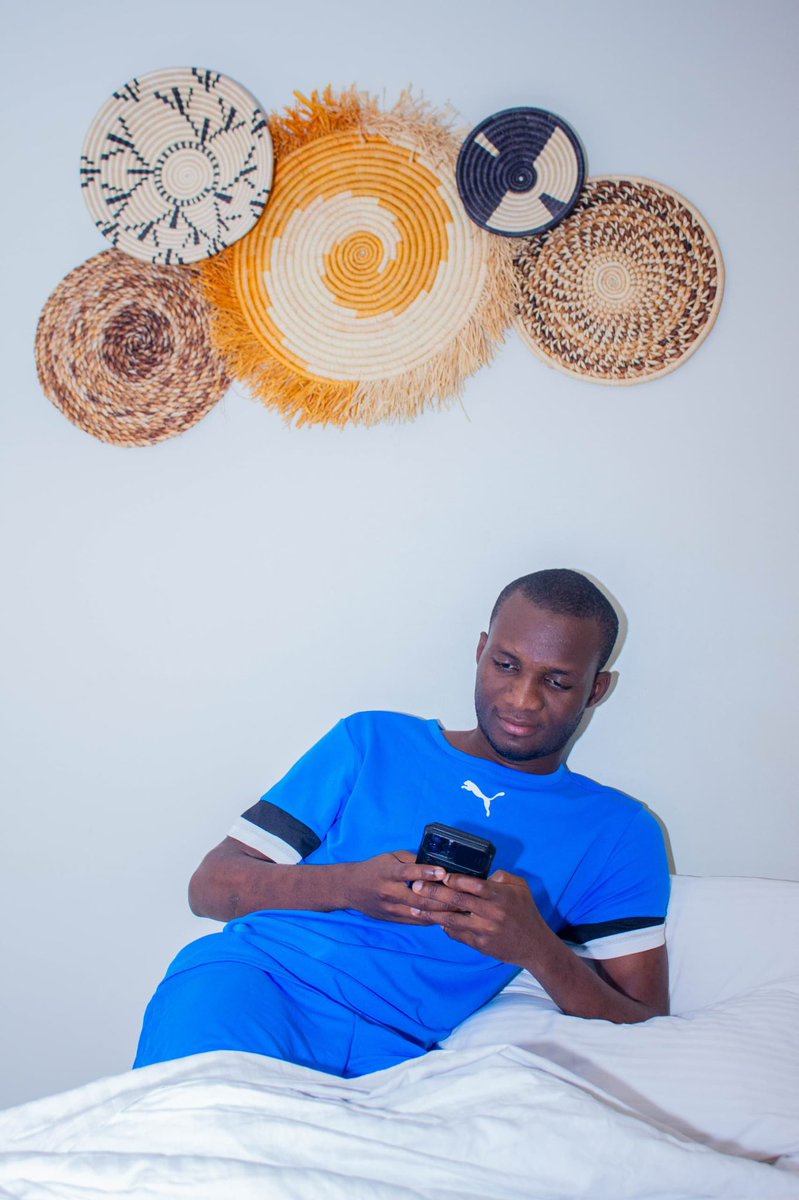 Entrain devaluer les chances de qualification en 1/4 de finale du Syli National Local au CHAN. 

Victoire impérative face à l’Algérie ce vendredi adjointe à une concordance de plusieurs situations improbables 🤨…