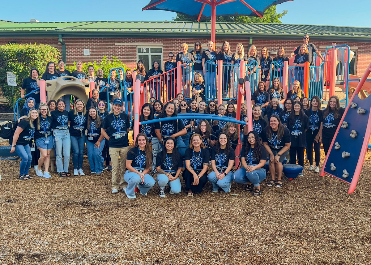 We love our staff <a href="/D59Rupley/">Rupley Elementary</a>!!! <a href="/CCSD59/">CCSD59</a> <a href="/CCSD59SpecialEd/">CCSD59 Educational Services</a>