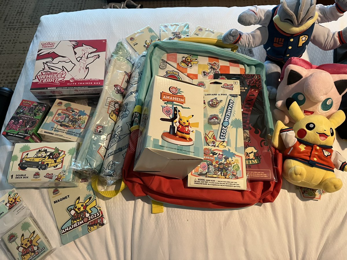 Pokemon center haul!!!