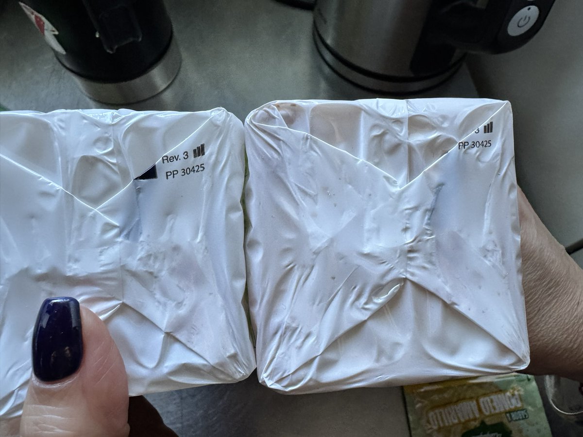 Soy Vete 🐶🐱 (@soyvete) on Twitter photo Las galletitas sandwich de Granix son un 10/10 , lástima que hoy me tocó el pack ahorro pero al revés <a href="/AlimentosGranix/">Alimentos Granix</a> Las galletitas sandwich de Granix son un 10/10 , lástima que hoy me tocó el pack ahorro pero al revés <a href="/AlimentosGranix/">Alimentos Granix</a>