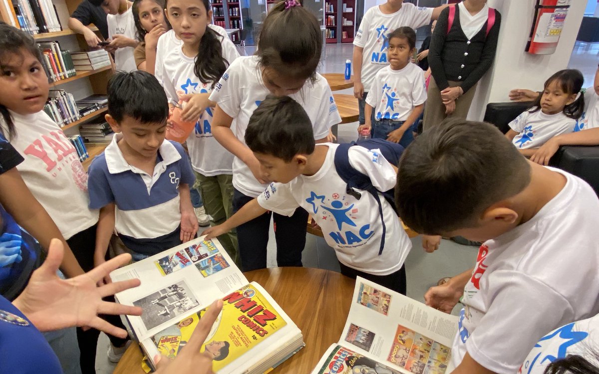 EmilyVeraA_'s tweet photo. 🎨 #NiñosAgentesDeCambio | Visitamos la @uartesec y vivimos una jornada llena de arte, juego y descubrimiento.
Los niños exploraron la biblioteca, pintaron, resolvieron pistas y soñaron en grande. 🌟
Gracias #UArtes por abrir sus puertas y sembrar inspiración.
Esto es construir futuro. 💙✨

@aquilesalvarez 
@taticoronelf 
@FernandCornejoV 
#NiñosAgentesDeCambio
#InfanciaConFuturo #ConstruyendoLaCiudadDeTodos #GuayaquilConDignidad