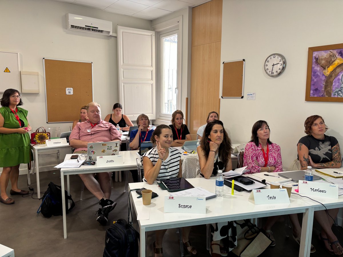 Ken Stewart (@apsenor) on Twitter photo AP Spanish Lang teachers: Changes are coming! It's not too early to plan for next summer's AP summer institute <a href="/centroml/">Centro MundoLengua</a> Nos vemos en España! Sevilla-June 15-26, Sevilla- June 22-July 3 or Madrid- July 13-17 Hay becas disponibles! AP Spanish Lang teachers: Changes are coming! It's not too early to plan for next summer's AP summer institute <a href="/centroml/">Centro MundoLengua</a> Nos vemos en España! Sevilla-June 15-26, Sevilla- June 22-July 3 or Madrid- July 13-17 Hay becas disponibles!