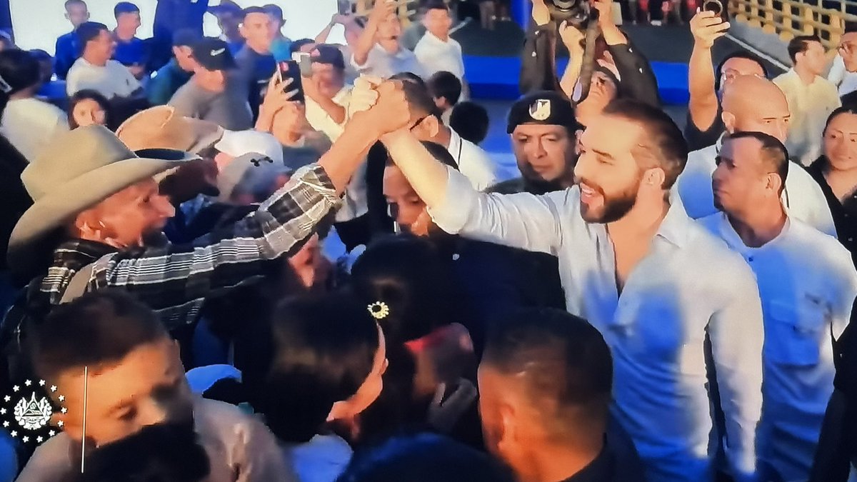 César Grijalva. tweet media