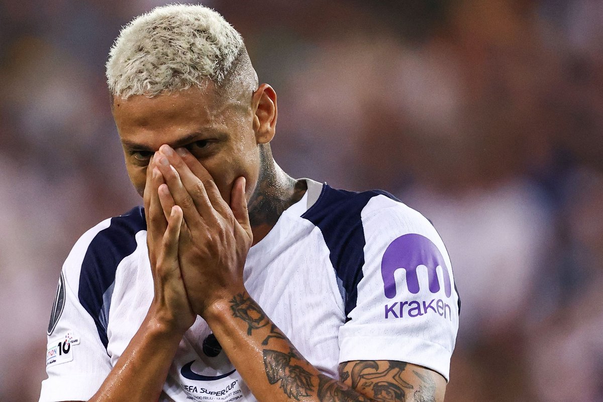 CGTNSportsScene's tweet image. 🏆#PSG Win #UEFASuperCup in Thrilling Shootout🔥 

🔹PSG fought back from 2-0 down to beat Tottenham 4-2 on penalties.

🔹Lee Kang-in and Gonçalo Ramos scored late to force extra time, and Nuno Mendes sealed the win in the shootout.

#SuperCup #PSGTOT