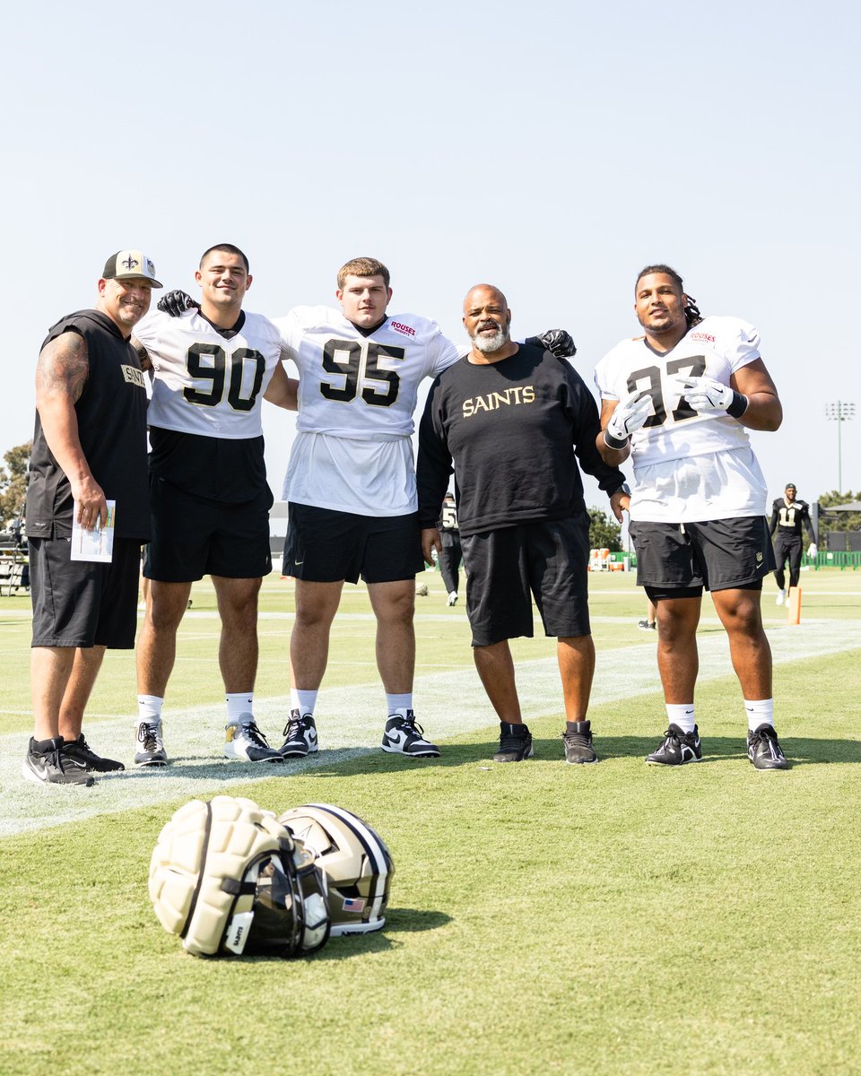 Saints's tweet photo. Wednesday's on the practice field 😁 https://t.co/vjWa1GvkFP