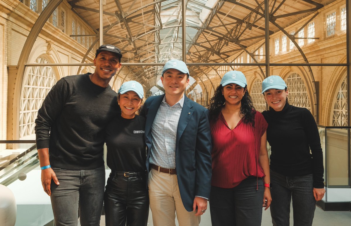 hackers gonna hack! Shoutout to @Alfred_Lin
@saranormous @KanuGulati @LM_Braswell for pulling up to 