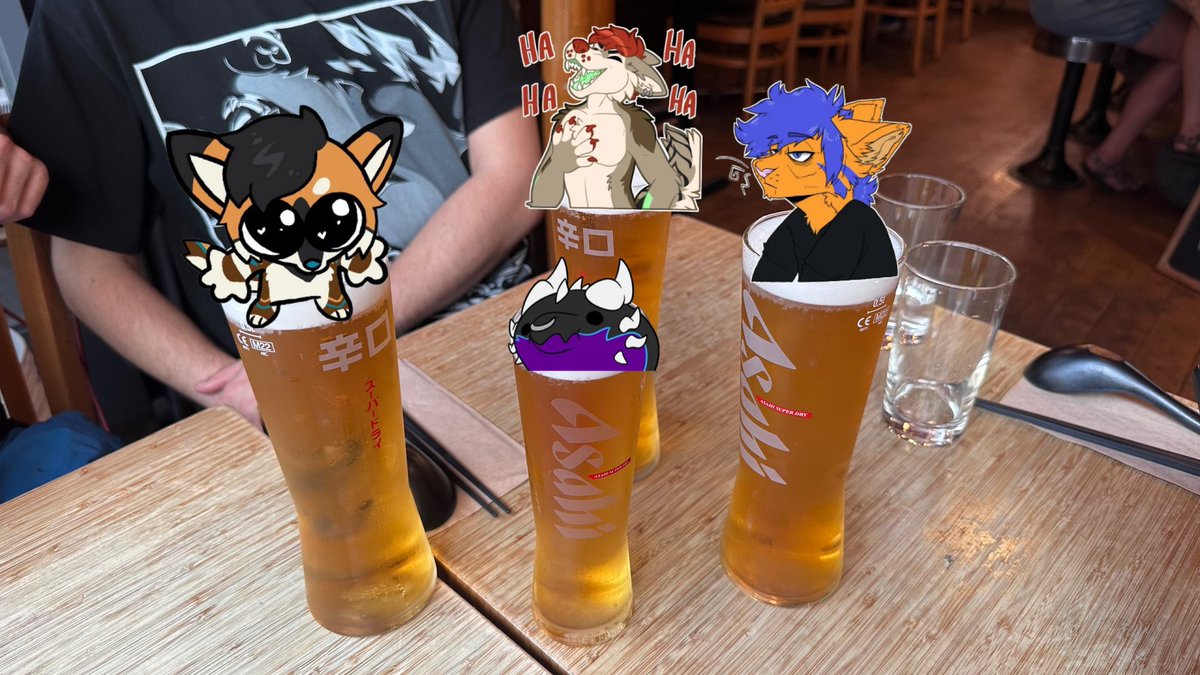 Double date ramen place 🍜
w/ <a href="/xenoncat20/">Nero</a> <a href="/SomeWolfy/">Dam the Big Gay Wolf 🌈✨</a> <a href="/MakyroWolf/">Makyro🍖🐺</a>