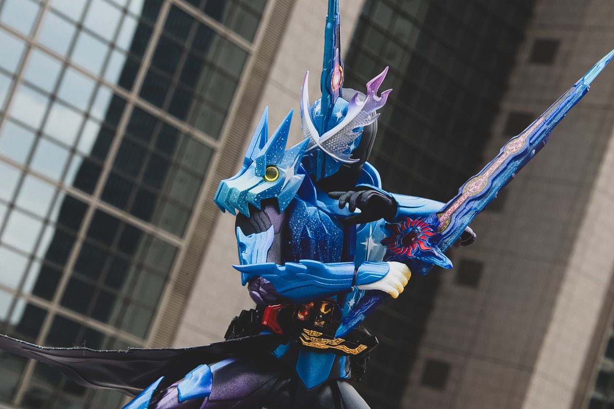 Uturnyuta7025's tweet image. 【聖剣を束ねる、銀河の聖剣】

#仮面ライダーセイバー
#フィギュアーツ写真部