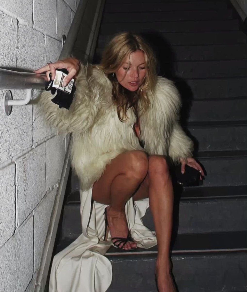 y2k2006 (@lindsayslung) on Twitter photo 