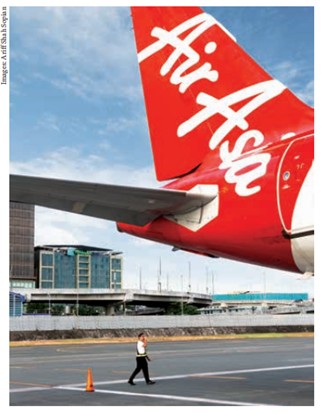 CaptKHLim's tweet photo. Pilot’s Pre-Flight Checklist

Before you board your flight, something remarkable happens behind the scenes that often goes unnoticed. While you get ready to embark on your journey, pilots and engineers are hard at work performing a crucial 

Read more here https://t.co/UVFgRfL6sh https://t.co/8hhgDSSSux