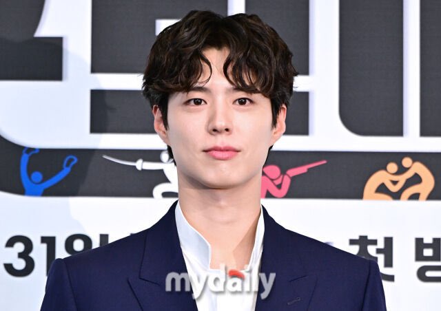 [단독] 박보검, '몽유도원도' 출연… "김남길과 연기 대결" naver.me/xE6qUkPU

박보검은 영화 '몽유도원도'에서 안평대군을 연기한다.