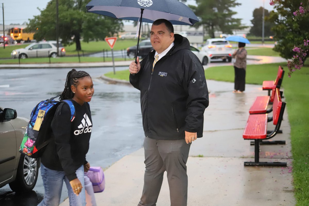 Chris Dossenbach tweet media