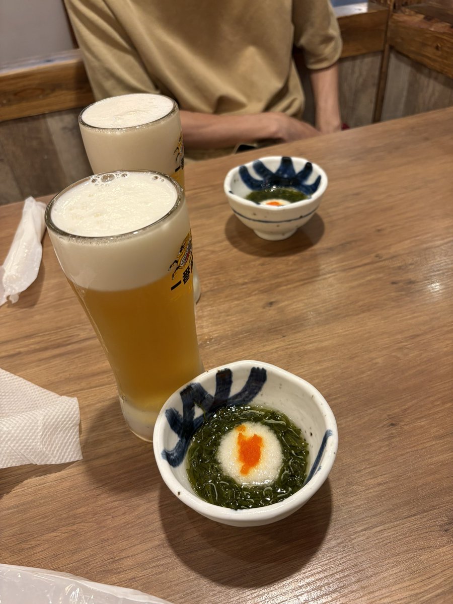nkimsm2009's tweet photo. みやさんと店内固定してる https://t.co/OUMkAZNBUF