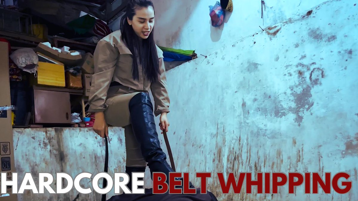 Chintya loves hardcore. This time with two belts!
payhip.com/b/yRcC4