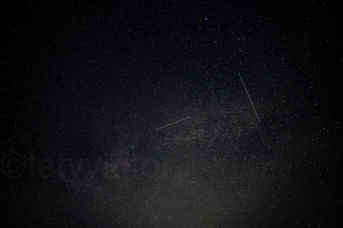 Las Perseidas durante la madrugada.