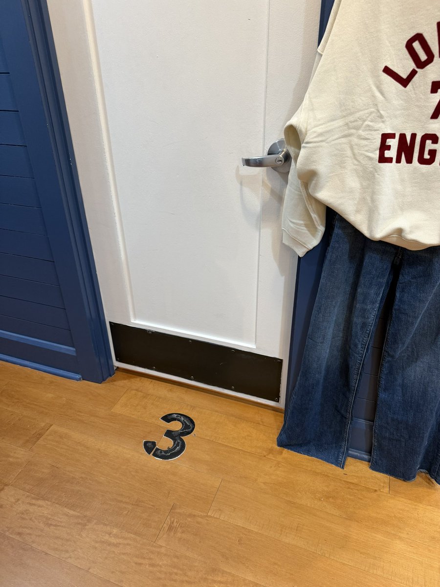 karrie_joy's tweet photo. Back to school shopping with my baby girl…..3 miles of mall, 4 hours, lots of dressing rooms, one Starbucks (not enough), 8 bags, zero fights and so many laughs 🛍️🤑🩷👑
#retailtherapy
#readytosleep
#sweetdreams
#alwayswithme
#chooseyou
#choosehappy https://t.co/NxR3tVe6LC