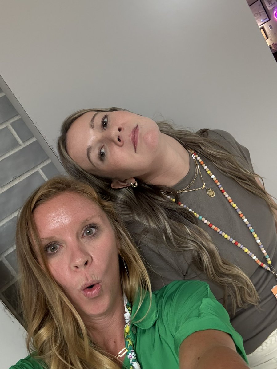 Cassandra DeBottis tweet media