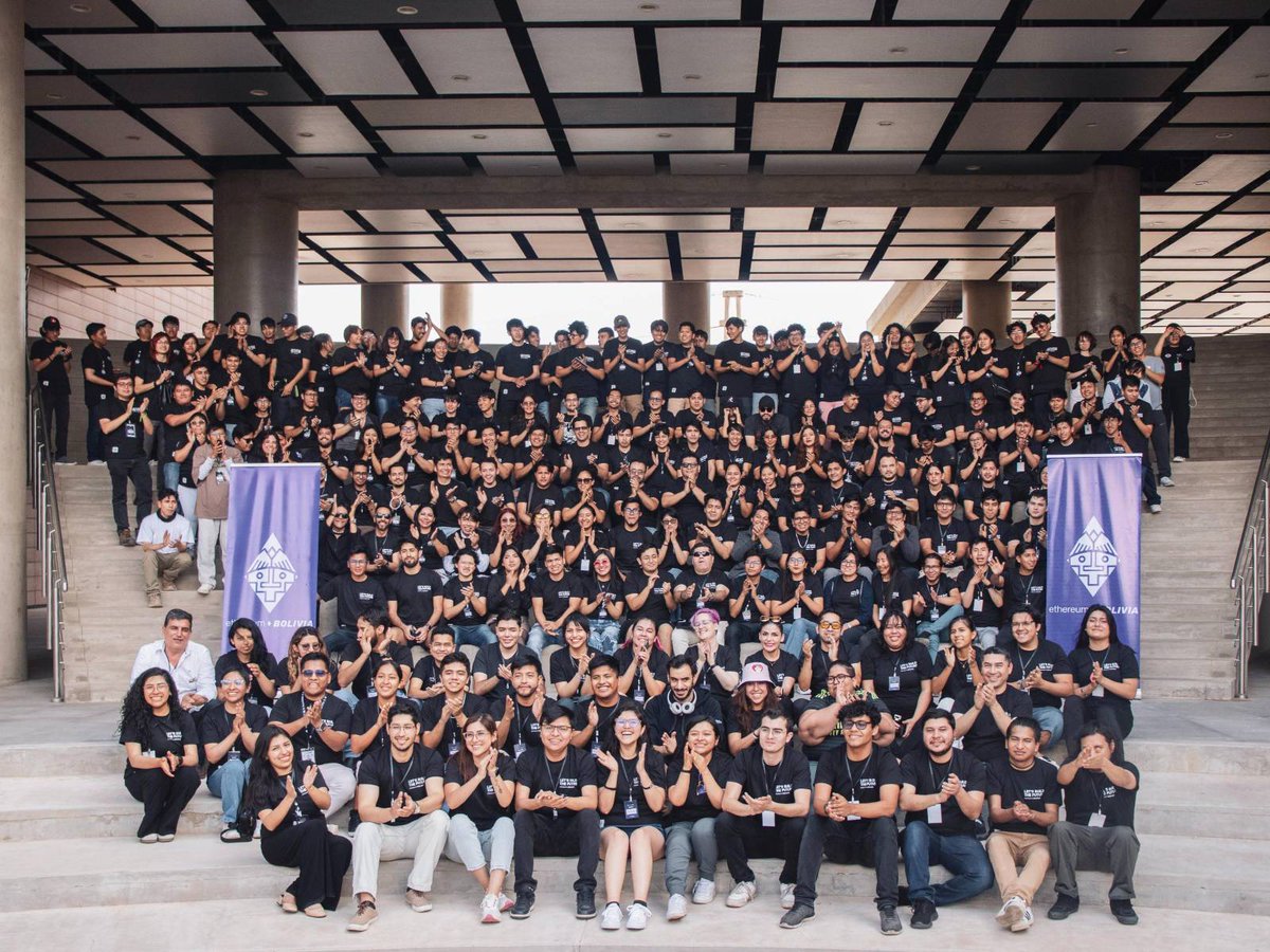 AvaxTeam1's tweet image. 🔺Team1 At Ethereum Bolivia 2025 🇧🇴

We had a great time meeting developers &amp;amp; talking about Avalanche at the hackathon with ETH Bolivia recently. Shoutout to @0xfchambi 

Through the network we are building, we want to make sure Avalanche is a part of more conversations &amp;amp; events