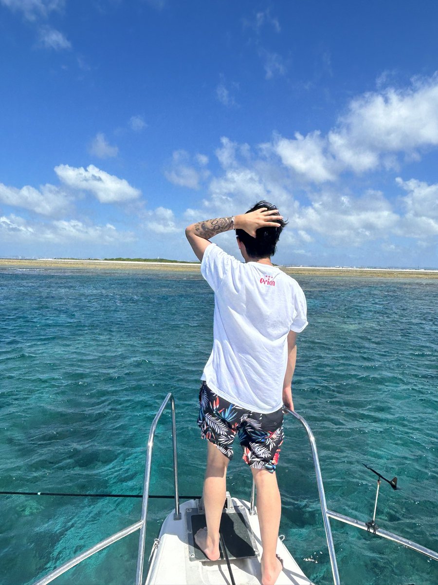 Riku (@x_vwlox) on Twitter photo 