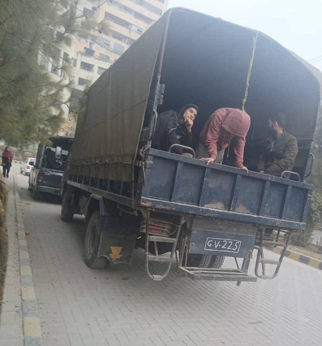 SIV_P1P2's tweet photo. U.S.A promised to protect Afghan allies.
Our P1/P2 refugee cases r complete — but since Jan 2025, processing is suspended.
We remain stranded in Pakistan, facing danger &amp; uncertainty.@HouseForeign 
@RepZoeLofgren @SenBlumenthal @RepJasonCrow — Please act now! #AfghanAdjustmentAct https://t.co/Kie9z60g63
