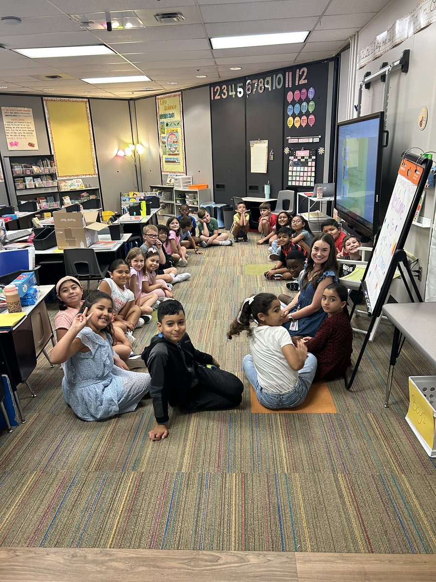 This is going to be the best year yet! Everybody always! #firstdayofschool2025 #theSlate⭐️🤩 #itsworthit