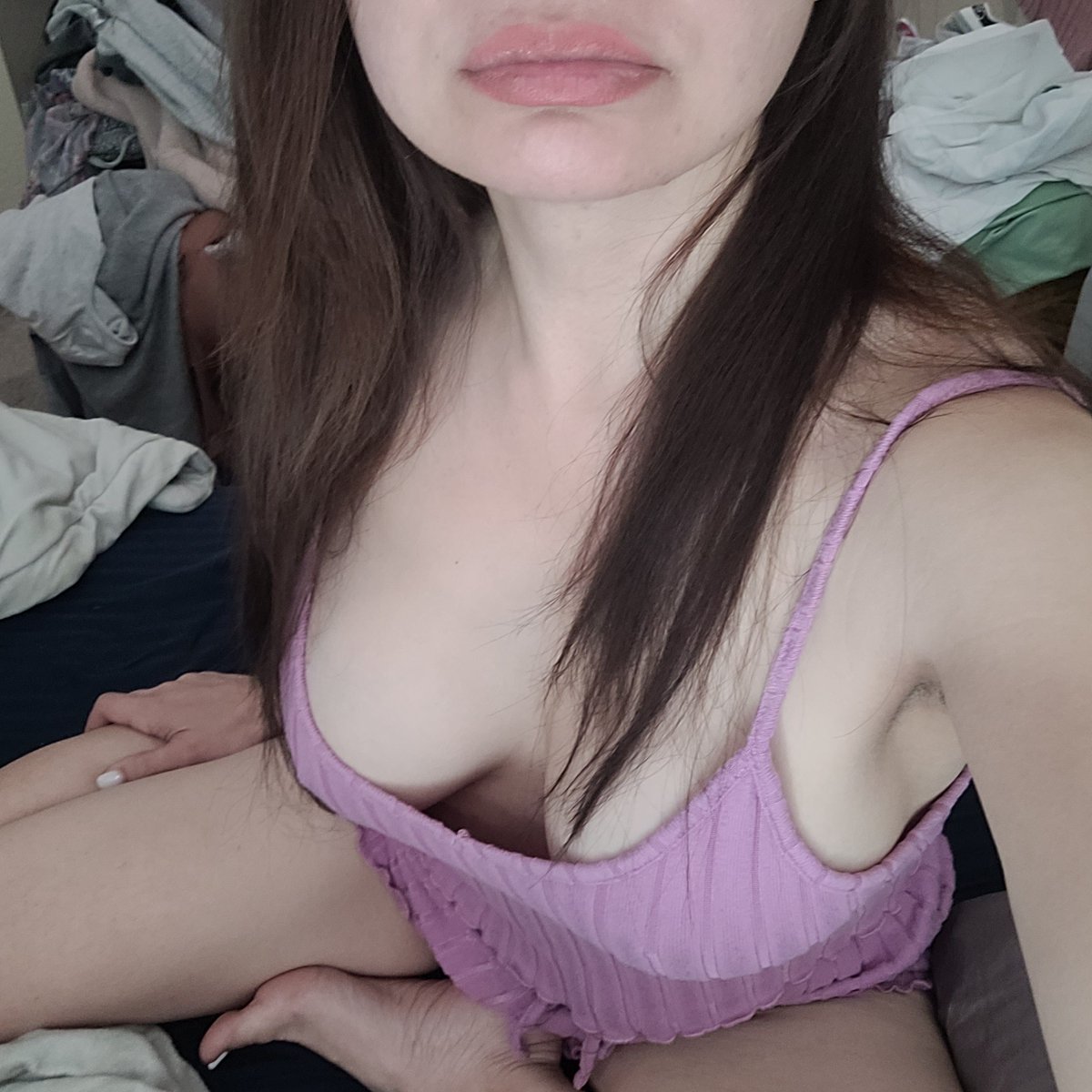cuddlyhalfazn's tweet photo. When Mercury went out of retrograde I guess everyone got horny and @NiteFlirt started poppin again 💦 https://t.co/fpPePjVuPj
