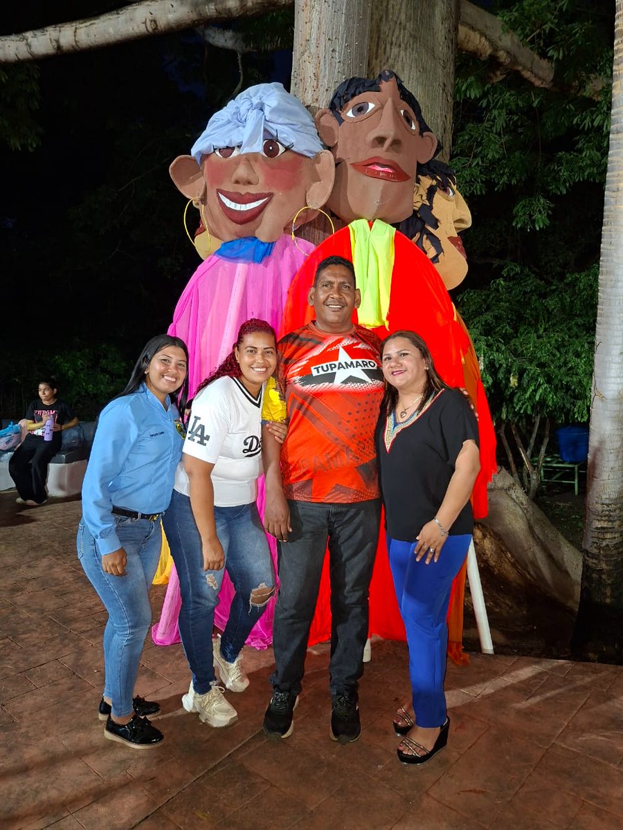 📌Desde el Mpio. Angostura del Orinoco, nuestra militancia dijo presente en el acto de juramentación del camarada Alcalde Sergio Hernández, para el periodo 2025-2029.
#TupamaroAntiimperialista