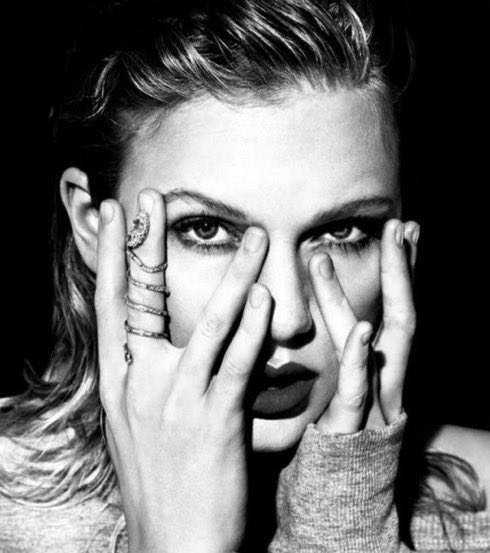 #TSTheLifeofaShowgirl