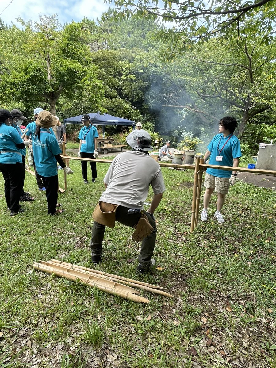 machimado_'s tweet photo. 洋光台駅前公園で1日プレイパークはじまりま〜す！

大人気の流しそうめんの整理券は午前中に終わってしまうのでお早めに〜！
竹で作る水鉄砲作り、まちまどはプレイパーククエストやります！
暑さ対策バッチリで遊びに来てね〜♪ https://t.co/qWlEnPJez2