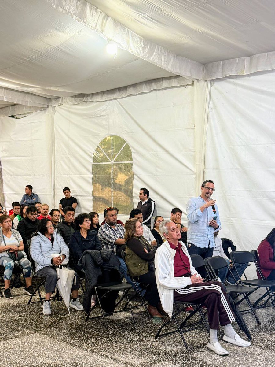 MetropolisCDMX's tweet photo. De manera fructífera concluyó la mesa 6 de los #DiálogosTerritoriales, que encabezó el titular @A_Encinas_R, con vecinas y vecinos muy participativos de San Miguel Chapultepec, Tacubaya, Escandón y Daniel Garza en el Parque Lira de la @AlcaldiaMHmx, sobre la #gentrificación https://t.co/SdYgtymwLw