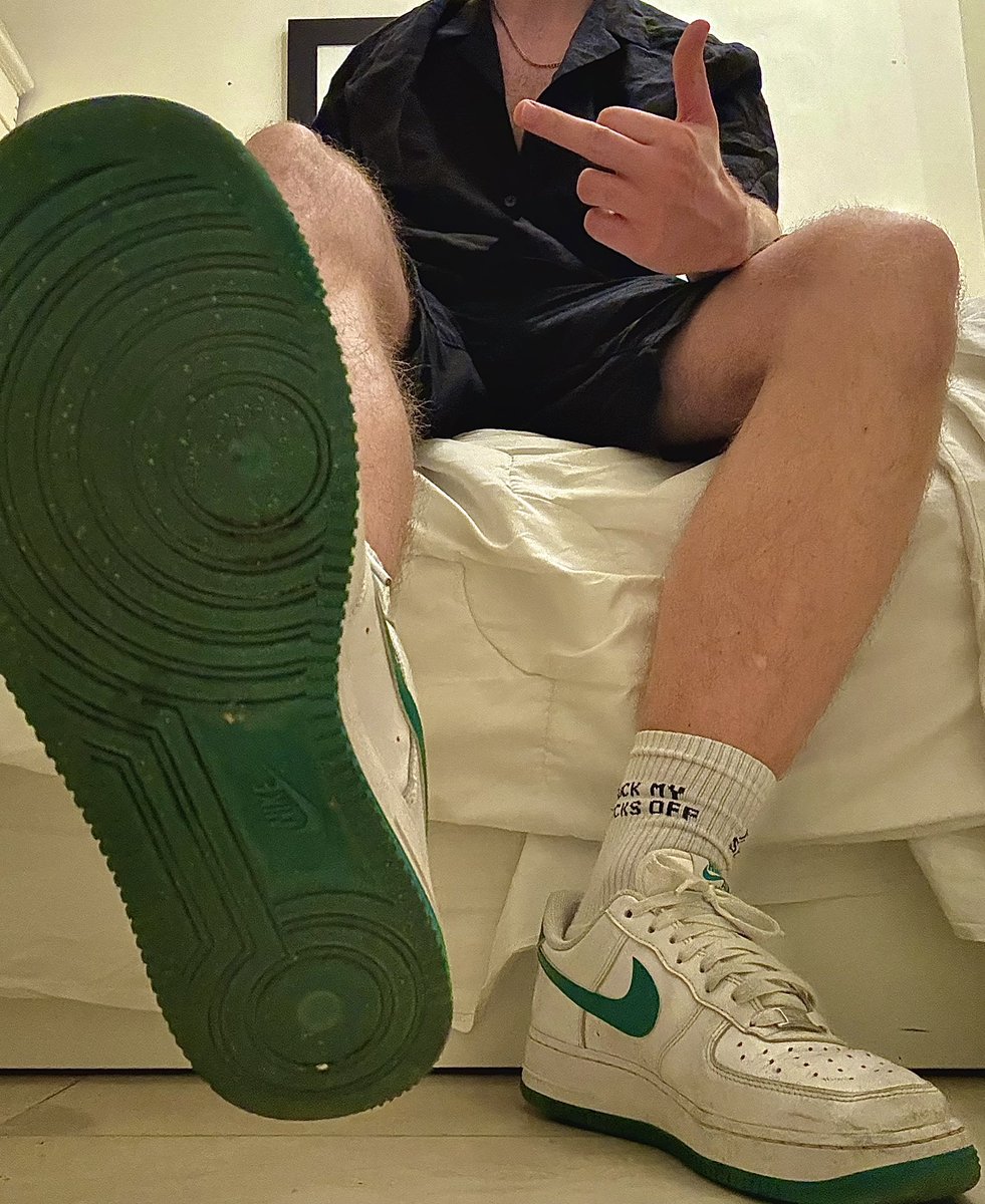 alphavikingmatt's tweet photo. i’m drunk lol wheres the losers at? https://t.co/K4qhqgazsZ