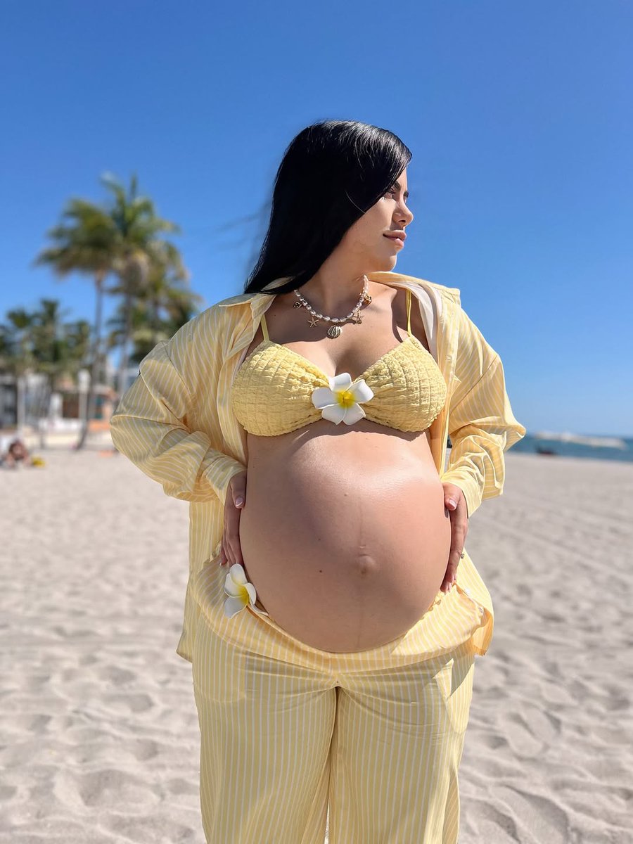 WeLovPreggos's tweet photo. #pregnantwomen #pregnantwife #preggobelly #preggoproblems #pregnant #pregnancy #preggo #pregnantbelly https://t.co/ZzqinpSkUZ