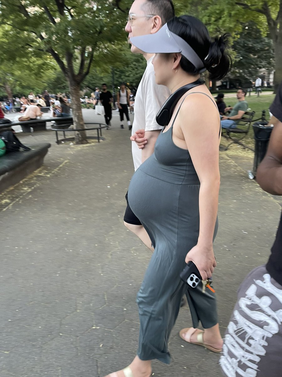 omgggg guys i found a pregnant asian