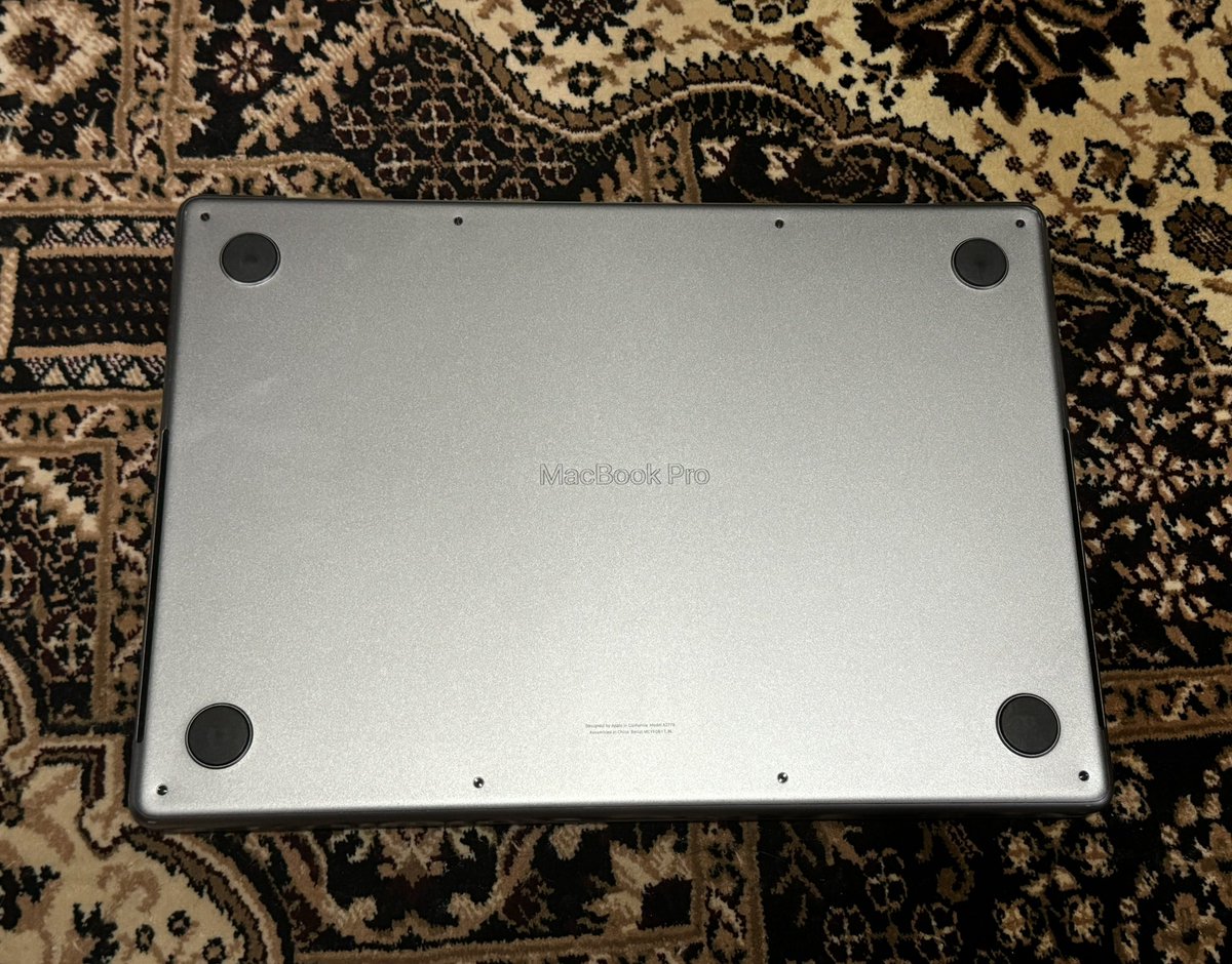 Daprsy's tweet image. WTS MACBOOK PRO M2 2023
14 inch 16 GB, Space Grey
+ box and charger 
Harga DM! 
📍Jabodetabek 
📍Batam 
Info Lengkap 
drive.google.com/file/d/1Jvdomd…

#macbook #wtsmac #jualmacbook #zonauang #wts