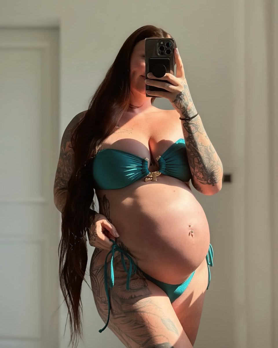 WeLovPreggos's tweet photo. #pregnantwomen #pregnantwife #preggobelly #preggoproblems #pregnant #pregnancy #preggo #pregnantbelly https://t.co/UChRlpYMOt