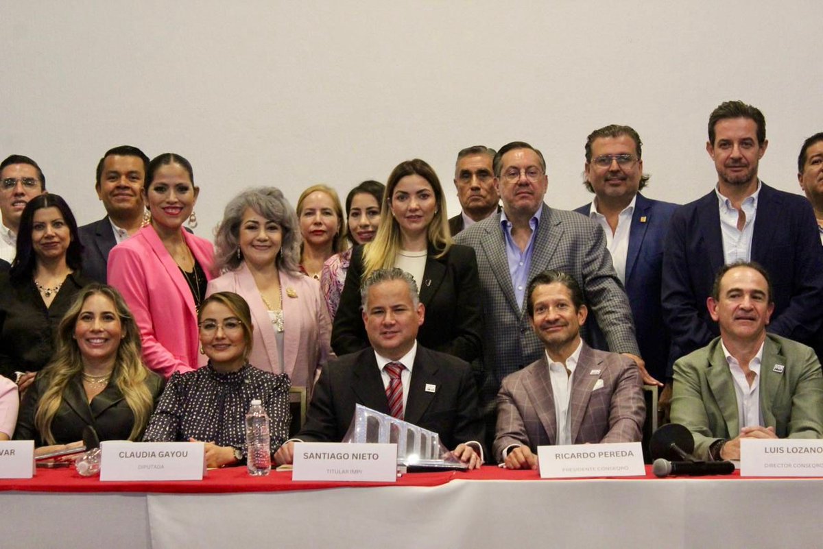 Santiago Nieto (@snietocastillo) on Twitter photo Comparto con ustedes muy buenas noticias para mi querido Querétaro.
Hoy firmamos un importante convenio con <a href="/conseqro/">Consejo Querétaro para la Planeación Estratégica</a> para alinear esfuerzos con la Agenda 2050 de las y los empresarios, y los ejes del Plan México impulsado por nuestra Presidenta <a href="/Claudiashein/">Claudia Sheinbaum Pardo</a>.
¡Enhorabuena! Comparto con ustedes muy buenas noticias para mi querido Querétaro.
Hoy firmamos un importante convenio con <a href="/conseqro/">Consejo Querétaro para la Planeación Estratégica</a> para alinear esfuerzos con la Agenda 2050 de las y los empresarios, y los ejes del Plan México impulsado por nuestra Presidenta <a href="/Claudiashein/">Claudia Sheinbaum Pardo</a>.
¡Enhorabuena!